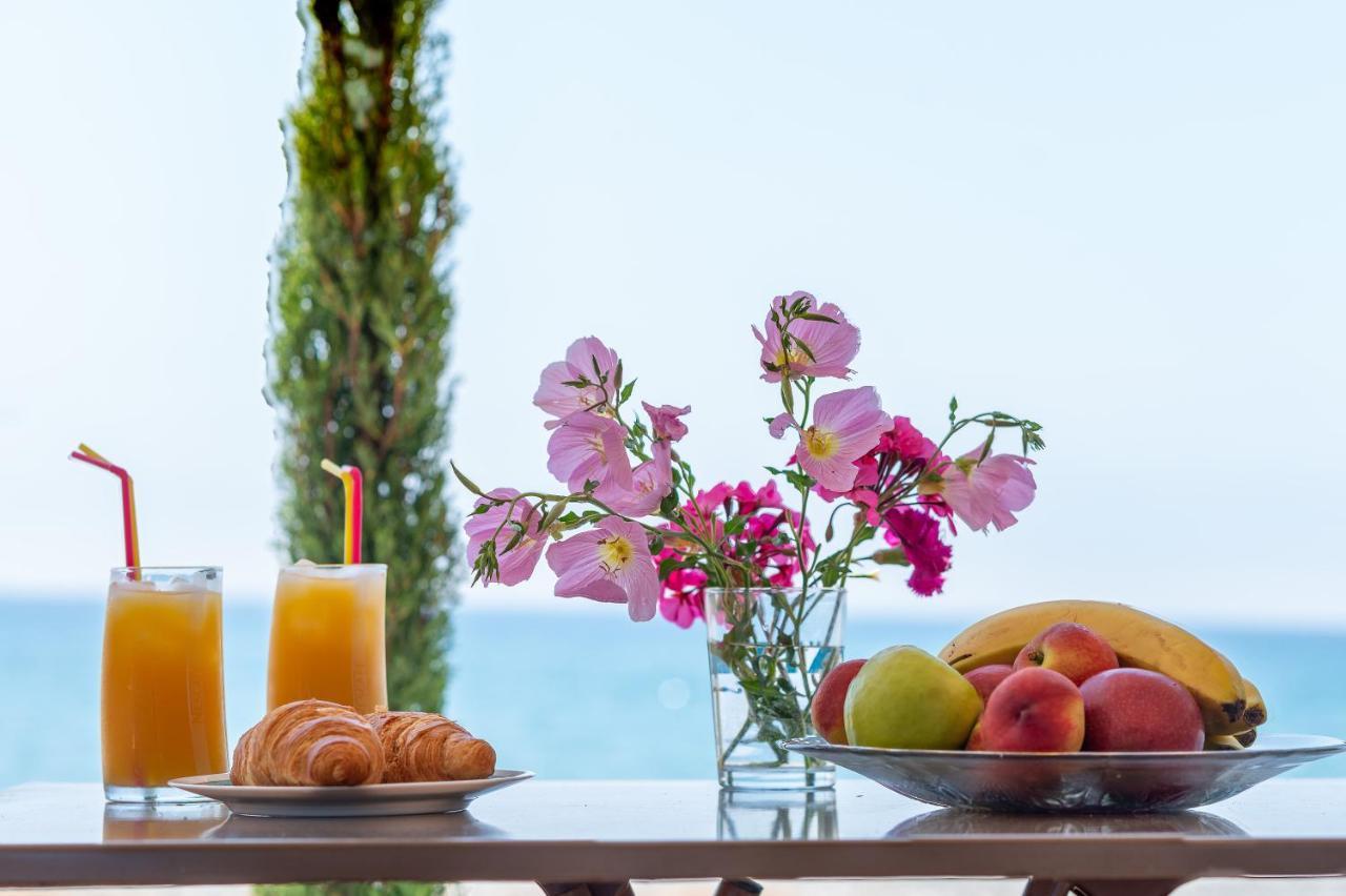 Hatzidakis Beach Retreat 이라피트라 외부 사진
