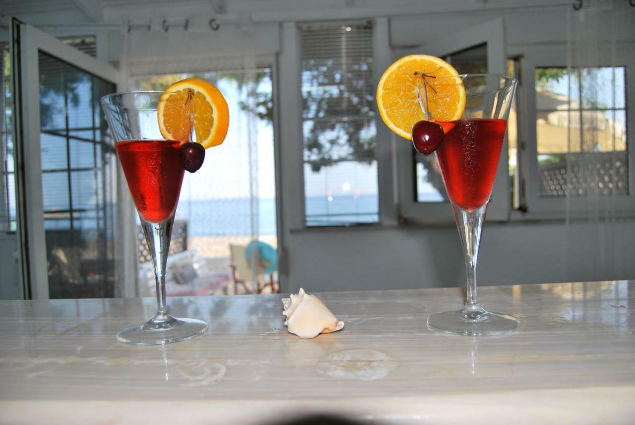 Hatzidakis Beach Retreat 이라피트라 외부 사진